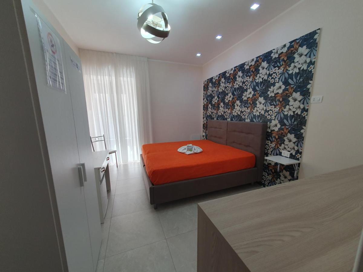 Hotel Nazionale Dream 2 à Naples Extérieur photo