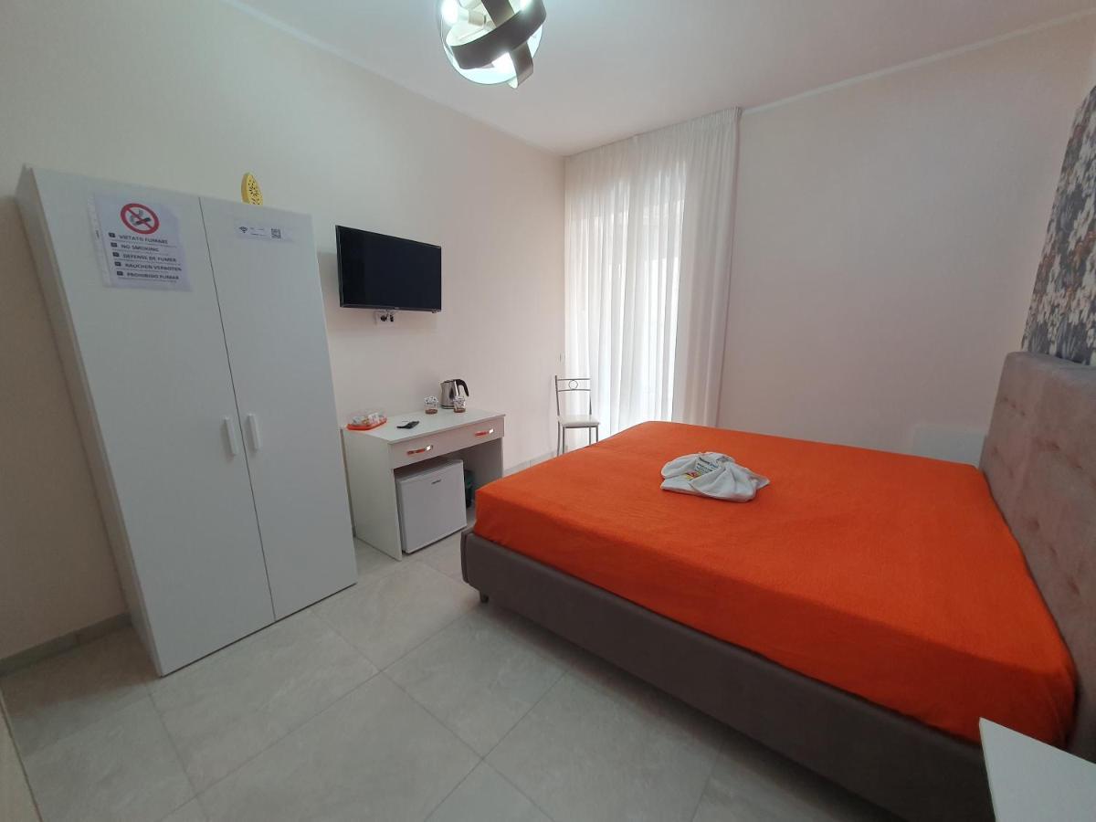 Hotel Nazionale Dream 2 à Naples Extérieur photo