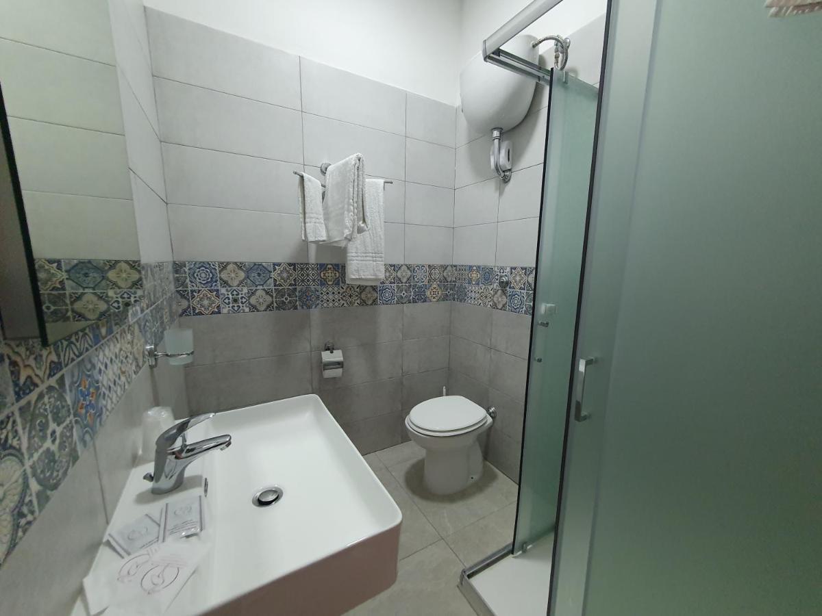 Hotel Nazionale Dream 2 à Naples Extérieur photo