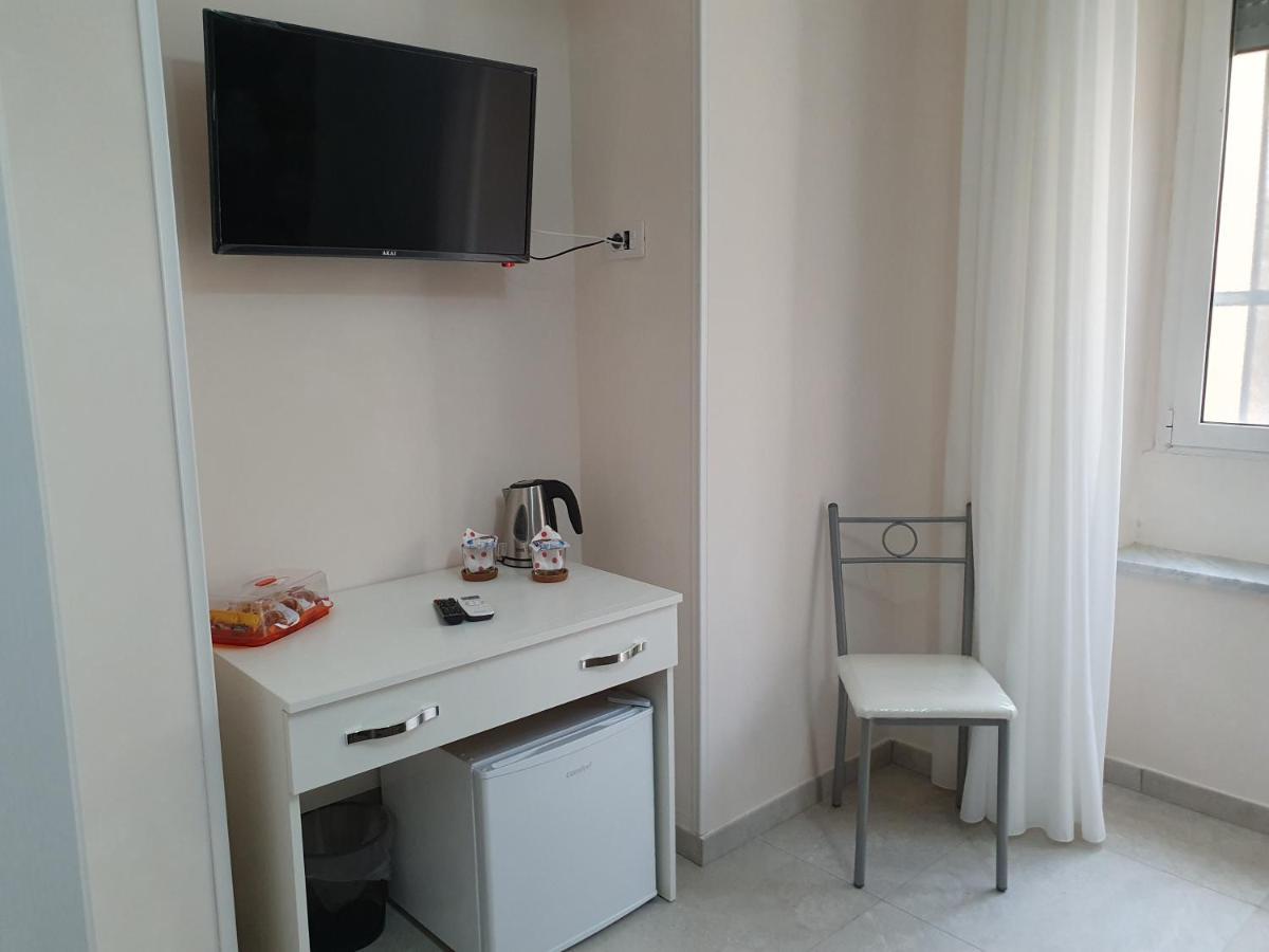 Hotel Nazionale Dream 2 à Naples Extérieur photo