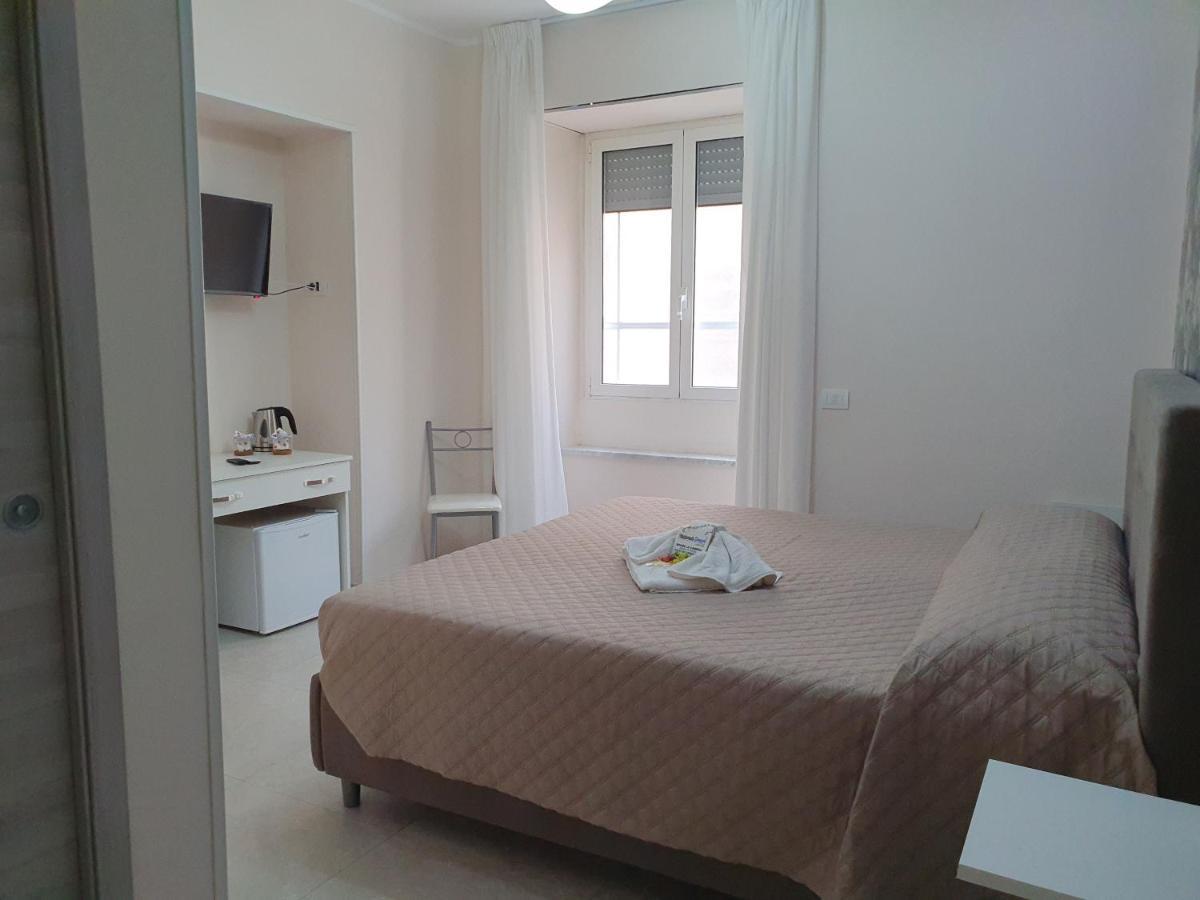 Hotel Nazionale Dream 2 à Naples Extérieur photo
