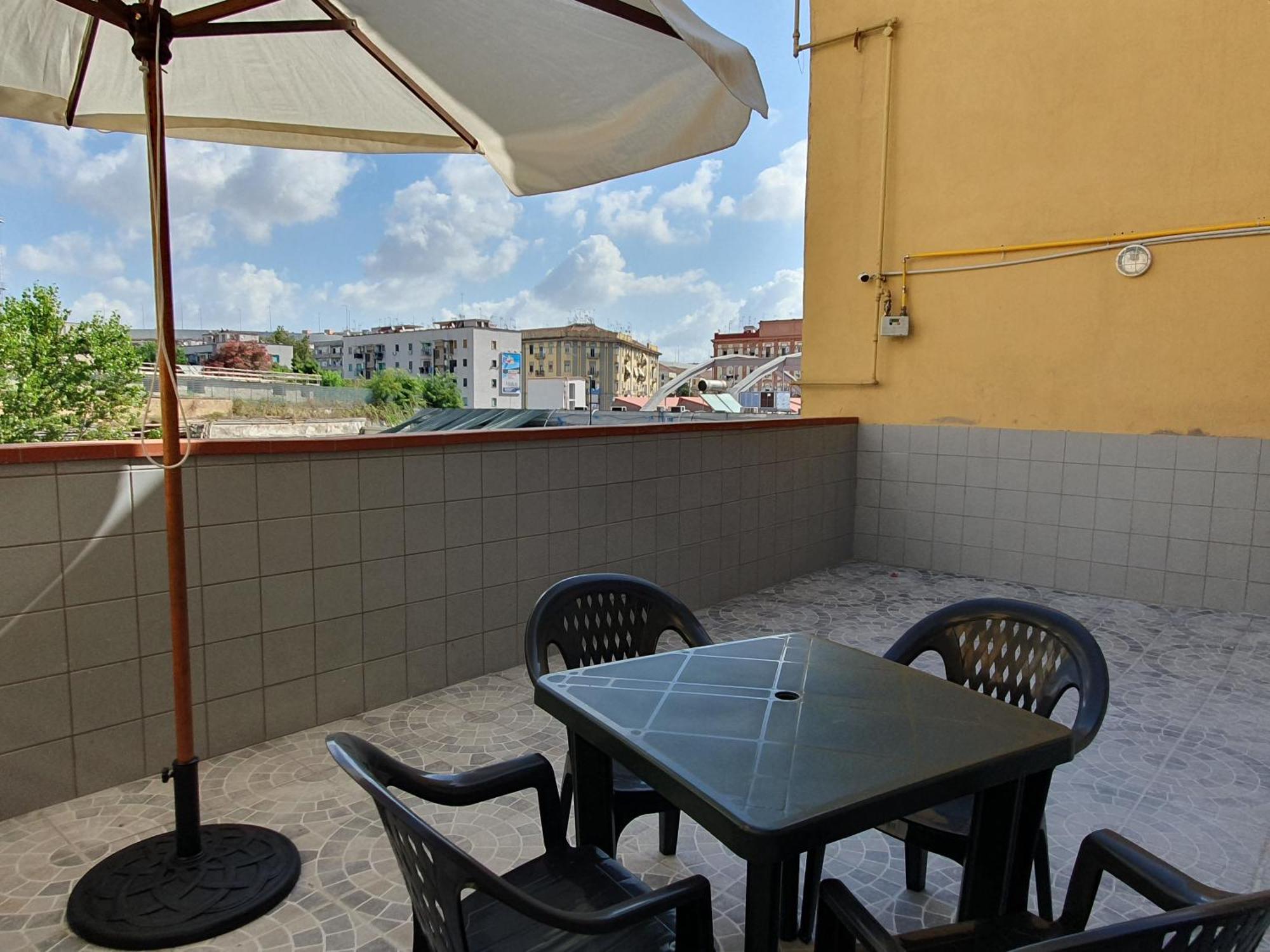 Hotel Nazionale Dream 2 à Naples Extérieur photo